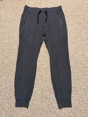 ALO Yoga Black Ribbed-Knee Joggers